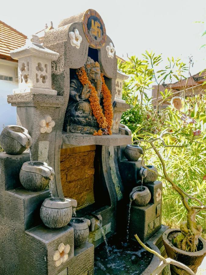 Juan Beach Bungalow Batununggul Eksteriør bilde