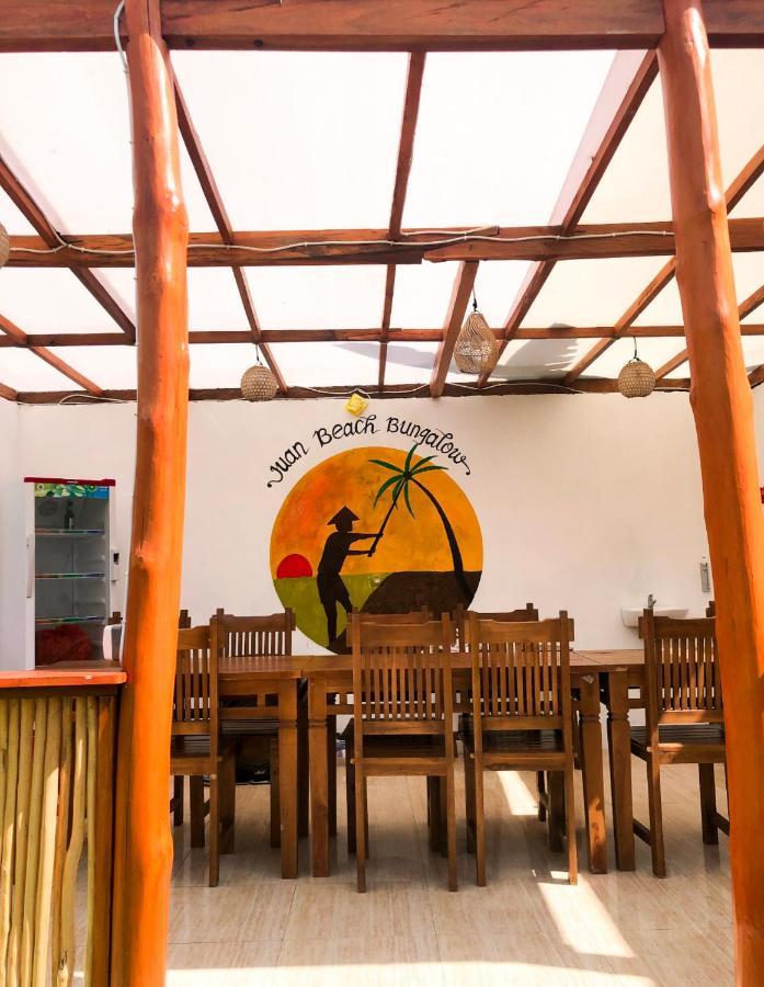 Juan Beach Bungalow Batununggul Eksteriør bilde