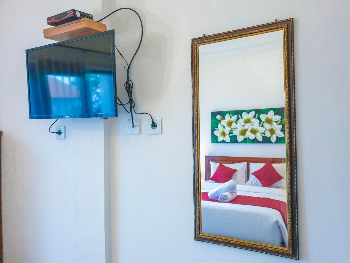 Juan Beach Bungalow Batununggul Eksteriør bilde