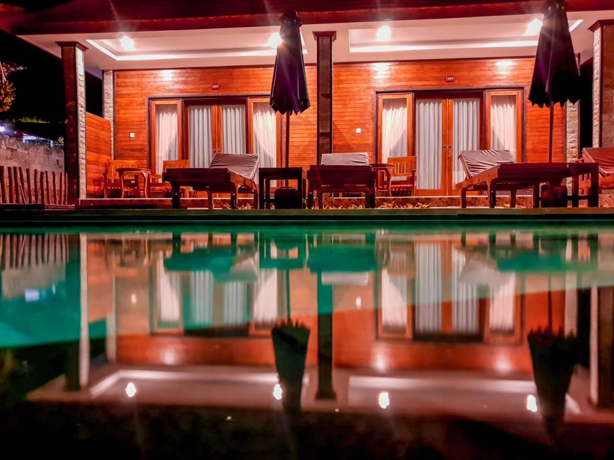 Juan Beach Bungalow Batununggul Eksteriør bilde