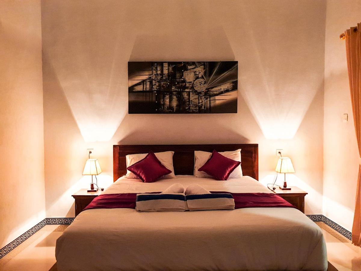 Juan Beach Bungalow Batununggul Eksteriør bilde